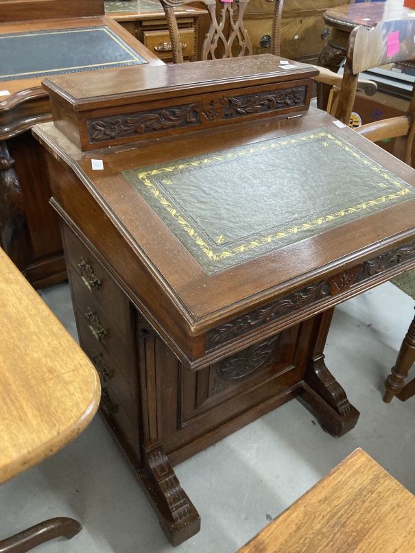 20th cent. Mahogany Davenport, four dummy drawers on the left and four drawers to the right, leather - Image 3 of 3