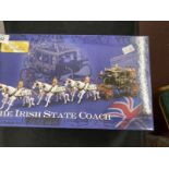 Toys & Games: Hollow cast Britain's set 40191 9th Lancers Mounted Band (1 lancer missing), plus 5392