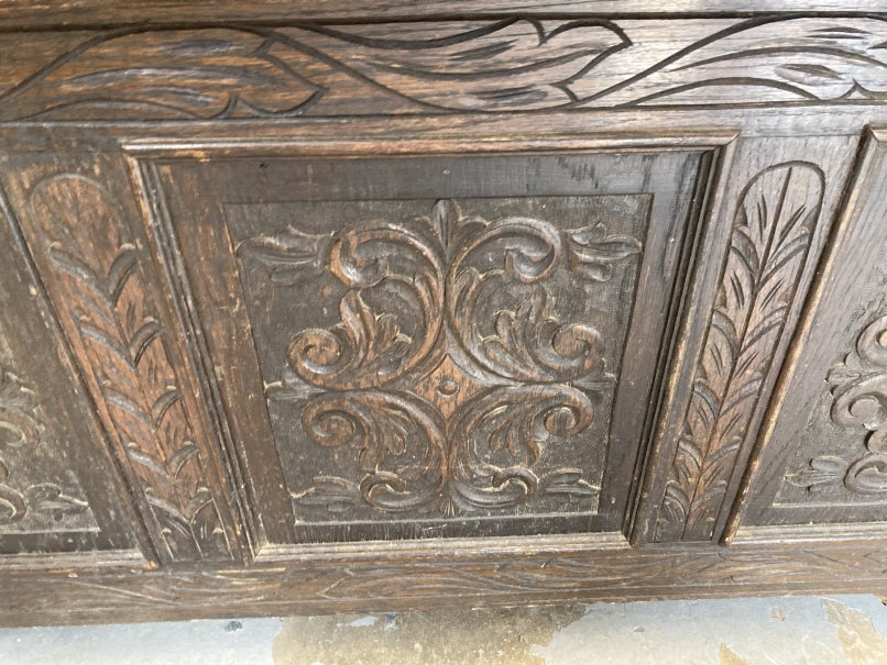 18th cent. Style coffer with carved decoration front. 47ins. - Image 2 of 4