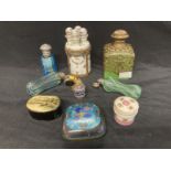 19th/20th cent. Perfumery & Adornments: Green glass gilt metal covered with scene of Notre Dame on