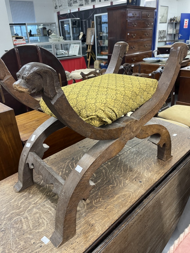 18th cent. Oak gate leg table A/F. Plus 19th cent. cross frame stool with dog decoration A/F. (2) - Image 3 of 3