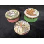 20th cent. Patch Boxes: Crummels squirrel, green base, Bilston circular with a couple in a