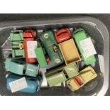 Toys: The Thomas Ringe Collection. Die cast vehicles Moko Lesney Matchbox 1-75 Series MB21A Coach MW