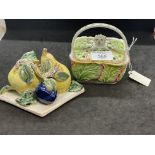 19th cent. English Staffordshire potpourri basket moulded with cabbage leaves and puce veining. Plus