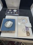 Coins: Republic of Panama Simon Bolivar 1783-1880 first coinage of the Virgin Islands proof set