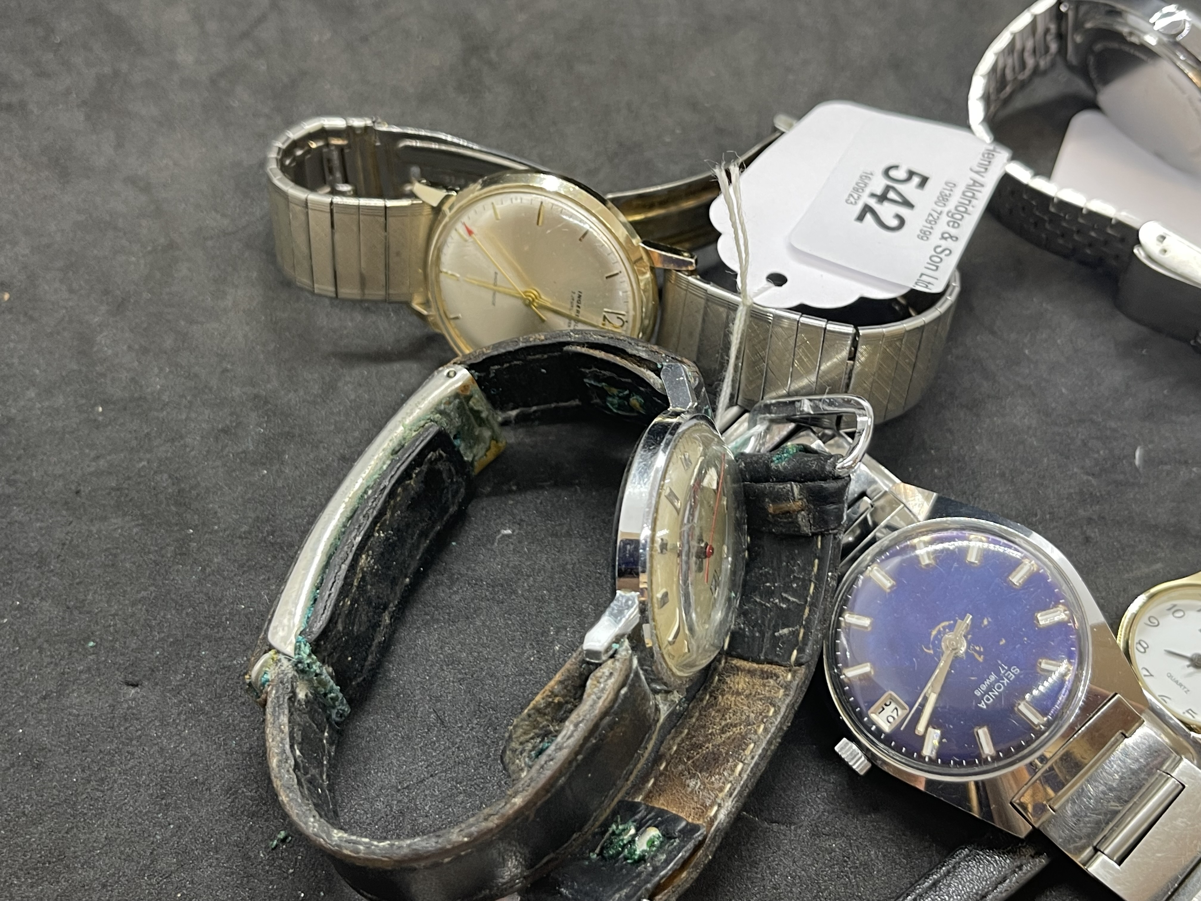 Watches: Collection of ladies and gentlemen's wristwatches, five gentlemen's to include Oris, - Image 4 of 4