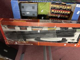 Toys & Games: Hornby Dublo three rail unboxed train set consisting of Duchess of Montrose loco and