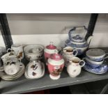 20th cent. Ceramics: Royal Worcester Evesham four cups and saucers, butter dish, milk jug, sugar