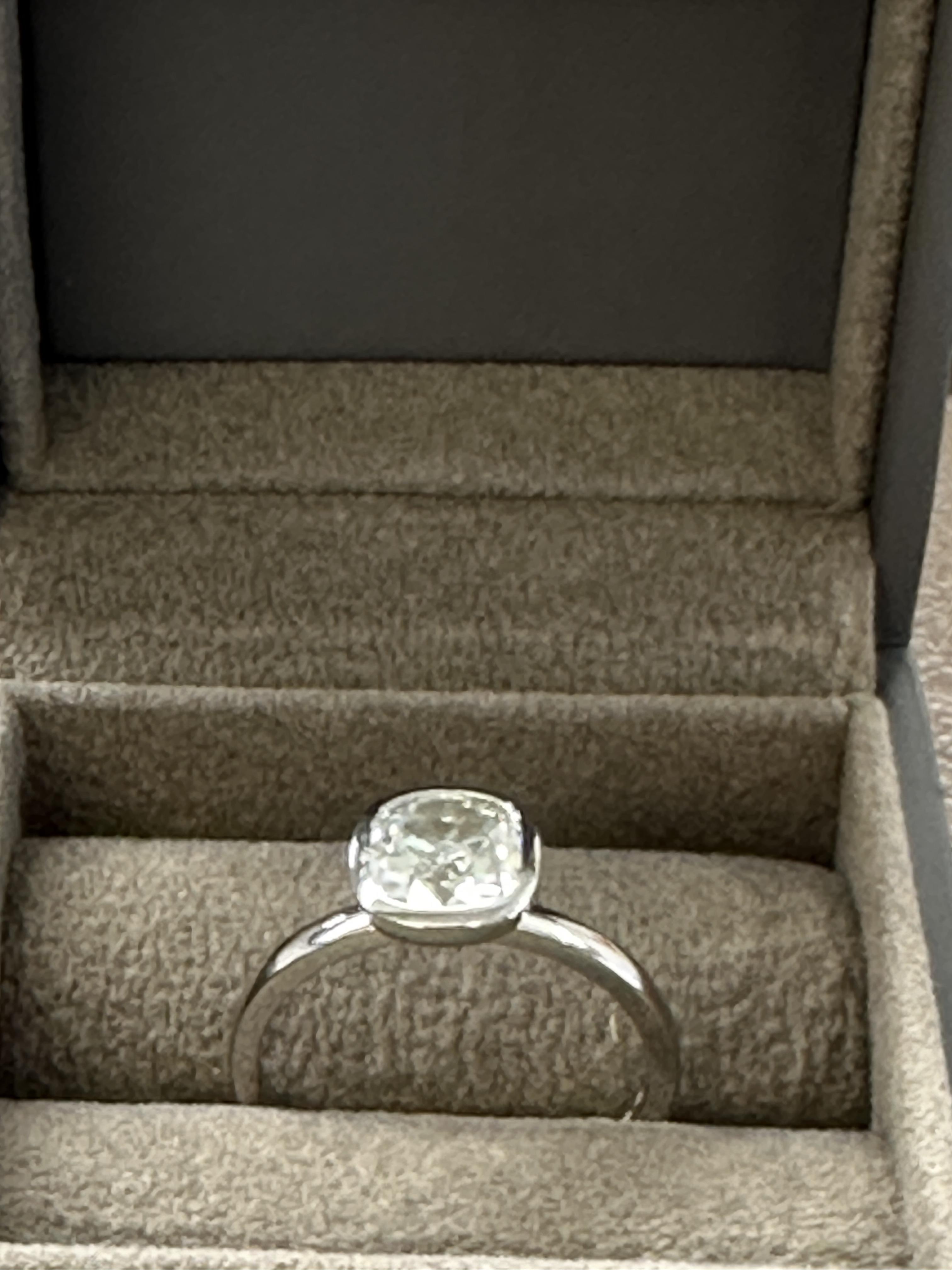 Hallmarked Jewellery: Platinum ring rub over set with a single cushion shape diamond, estimated - Image 5 of 5