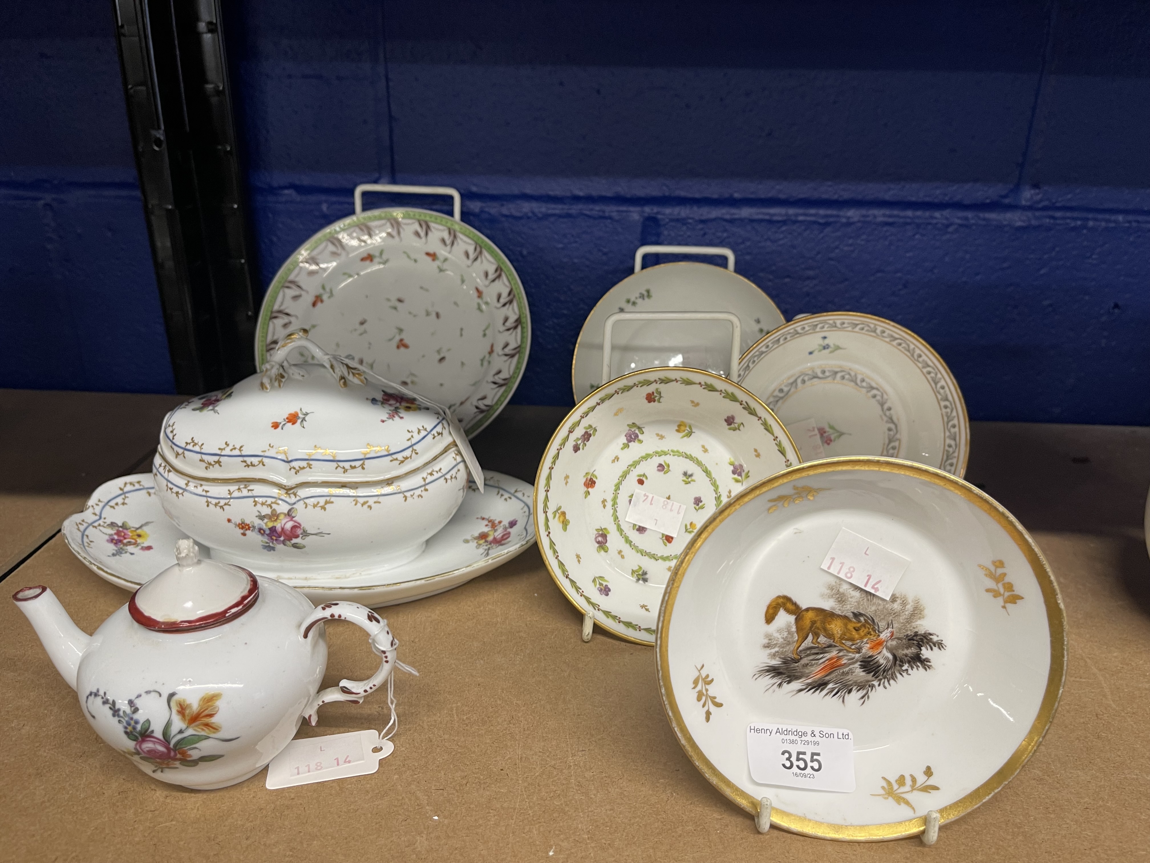 Late 18th/early 19th cent. group of Paris porcelains, including a La Courtille sauce tureen and