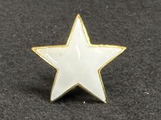 WHITE STAR LINE: Incredibly rare, gilt and white enamelled lapel badge in the form of a five-pointed