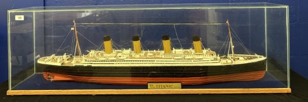 R.M.S. TITANIC: Cased model of of the ill fated liner with bespoke packing case. Case size 48ins.