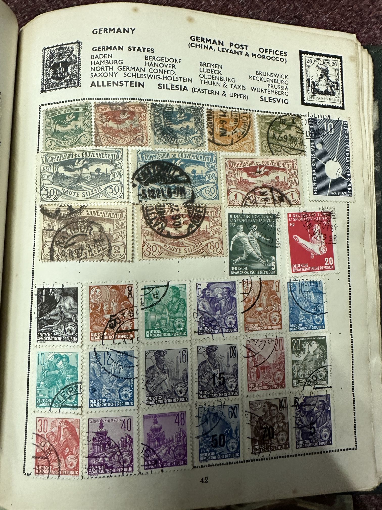 Stockbook of Greek stamps dating from 1881-2004, hundreds mainly used, a York album of mainly Arabic - Image 2 of 2