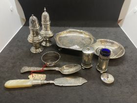 Hallmarked Silver: Condiments, pepper x 2, salt shaker x 2, napkin ring, Royal Wedding pin dish,