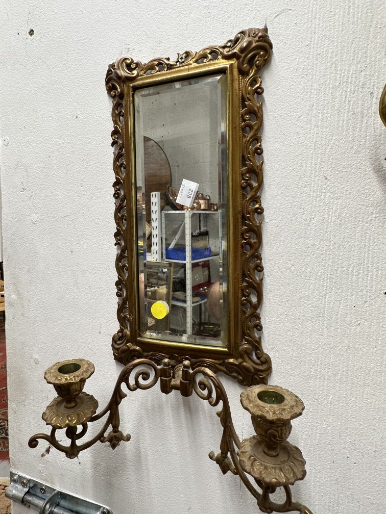 20th cent. Gilt Girondall with bevelled mirrors, a pair. - Image 2 of 2