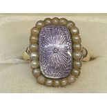 Jewellery: 18ct Victorian mourning rectangular ring 21.5mm x 17.5mm