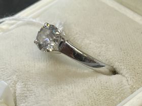 Jewellery: White metal ring set with a single brilliant cut diamond, weight 1.01ct, colour L
