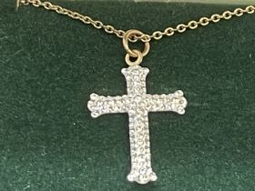Jewellery: Ladies boxed 9ct gold and white stone Gothic cross, bayonet clasp necklace.