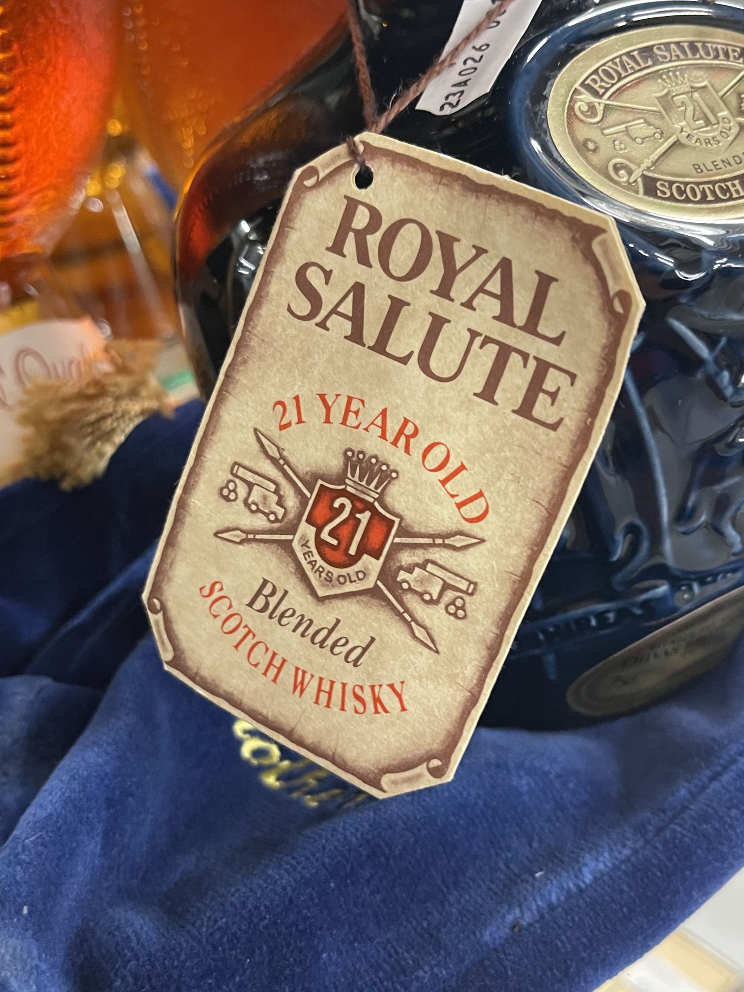 Wines/Spirits: Bath Rugby collectable alcohol, Chivas Royal Salute 21 year old Scotch Whisky - Image 3 of 5