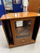 Mid 20th cent. G-Plan teak effect bookcase with five shelves. 6ft. x 32ins. x 11ins. Plus a G-Plan