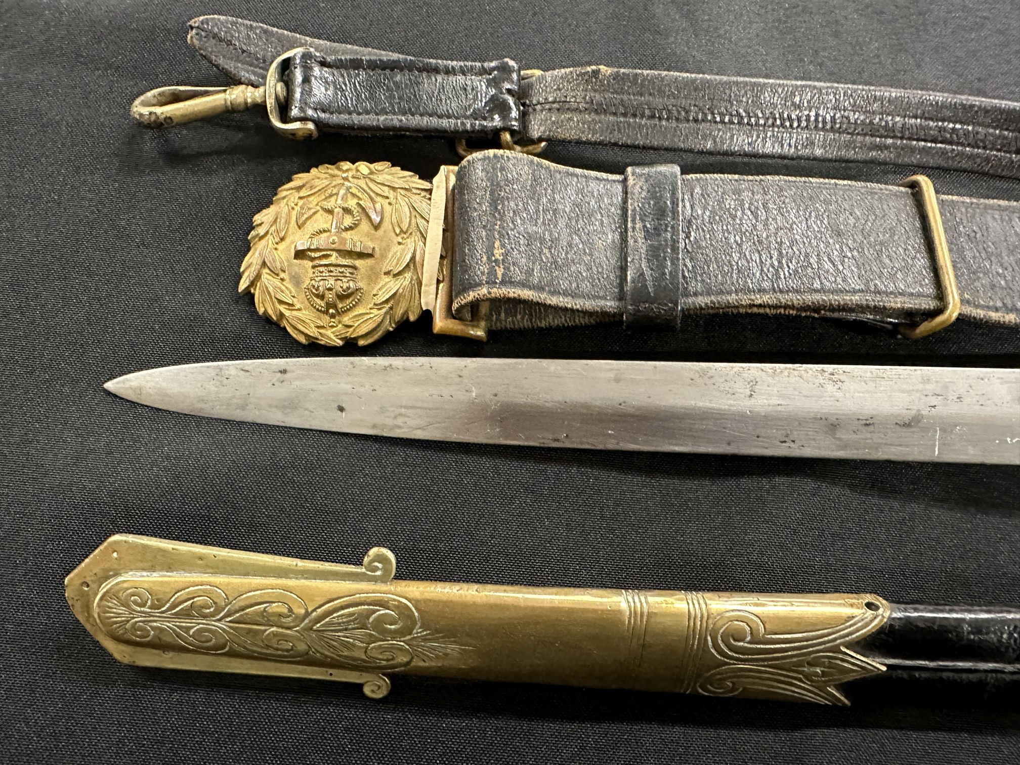 Militaria: 19th cent. Royal Navy dress sword, lion head pommel, shagreen and wire grip - Image 3 of 3