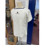 Maritime: Royal Yacht sailor's vest marked R Hunt, size 40. With embroidered patch.