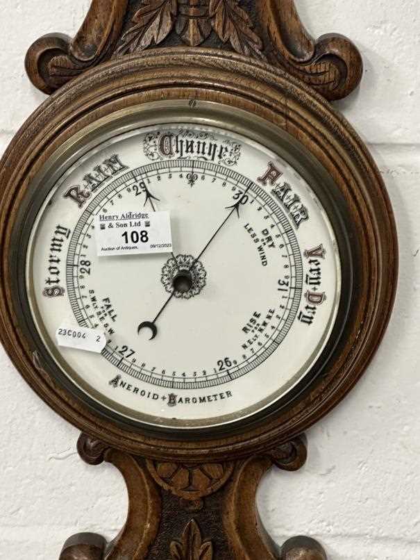 Clocks: - Image 2 of 3