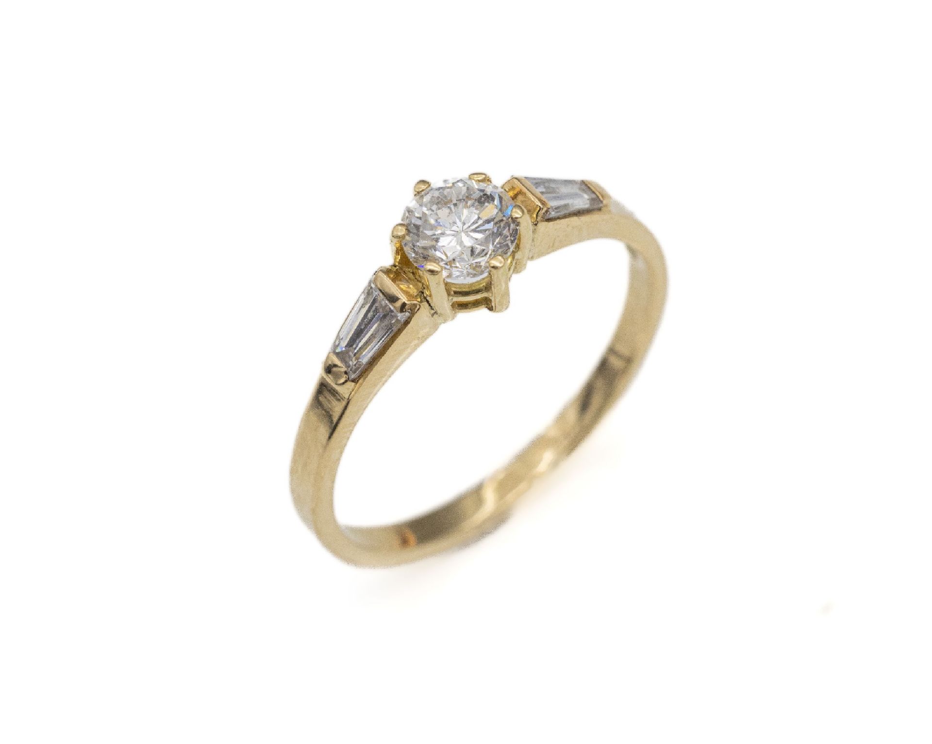 18 kt Gold Diamant-Ring, GG 750/000, 1 Brillant ca. 0.53