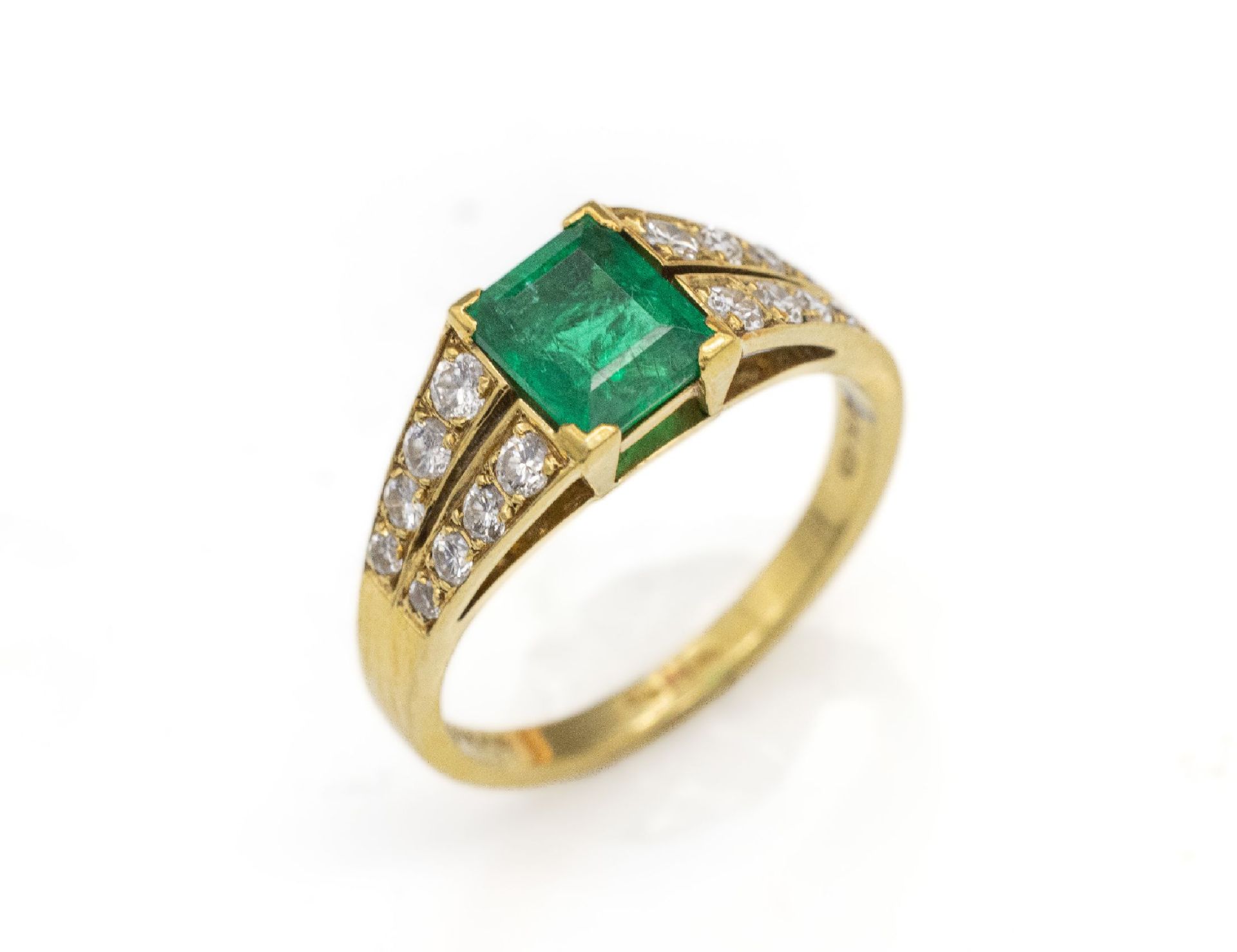 18 kt Gold Smaragd-Brillant-Ring, GG 750/000,