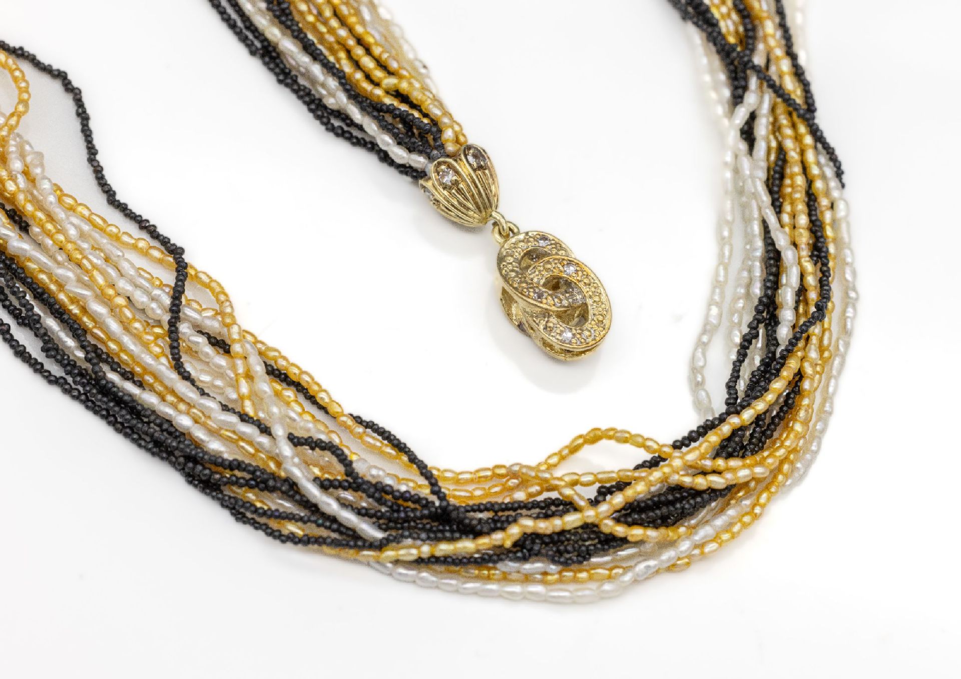 Zuchtperl-Collier mit 14 kt Gold Diamant- Schmuckschließe,