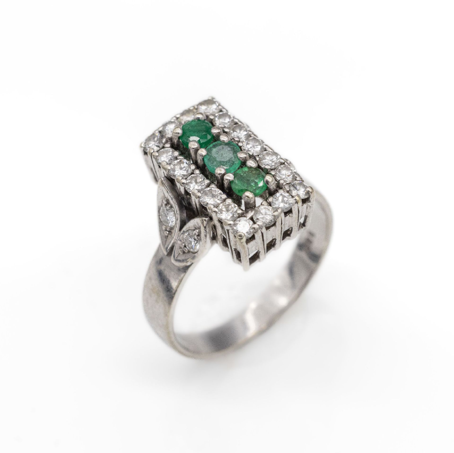 14 kt Gold Smaragd-Brillant-Ring, WG 585/000, 3 - Image 3 of 3