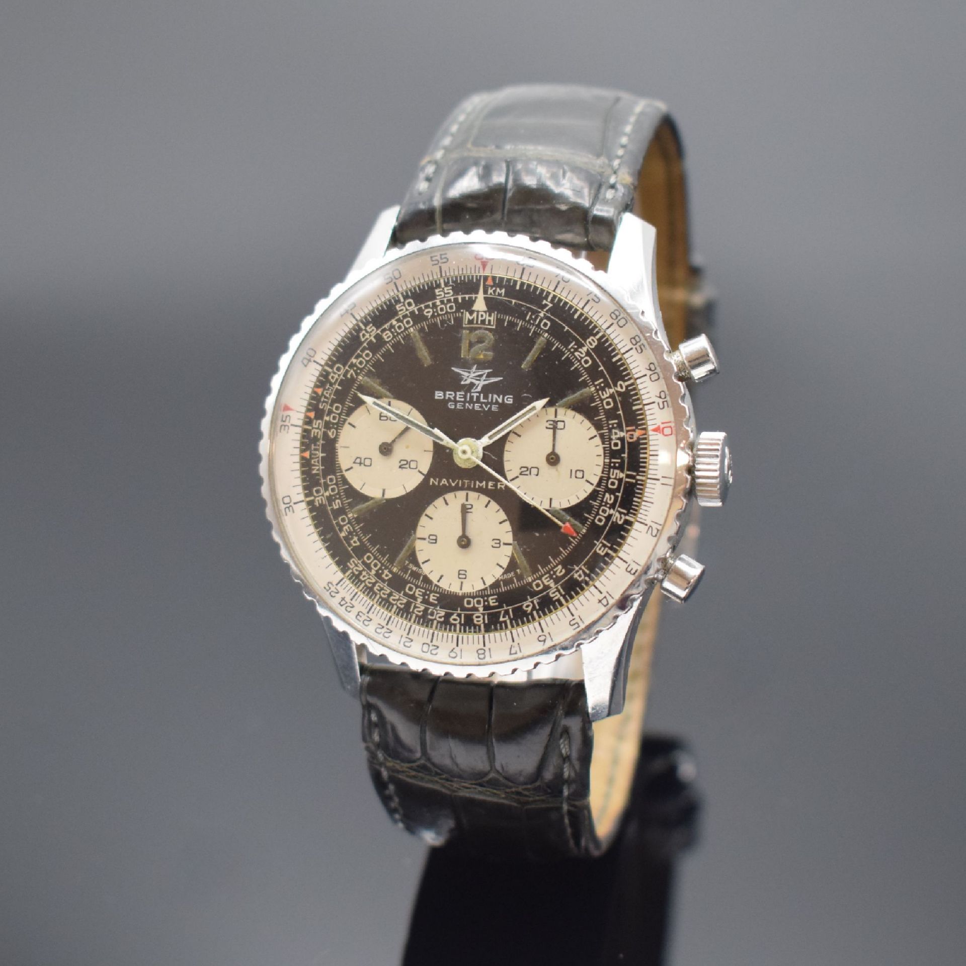 BREITLING Navitimer 806 Fliegerchronograph in Stahl,