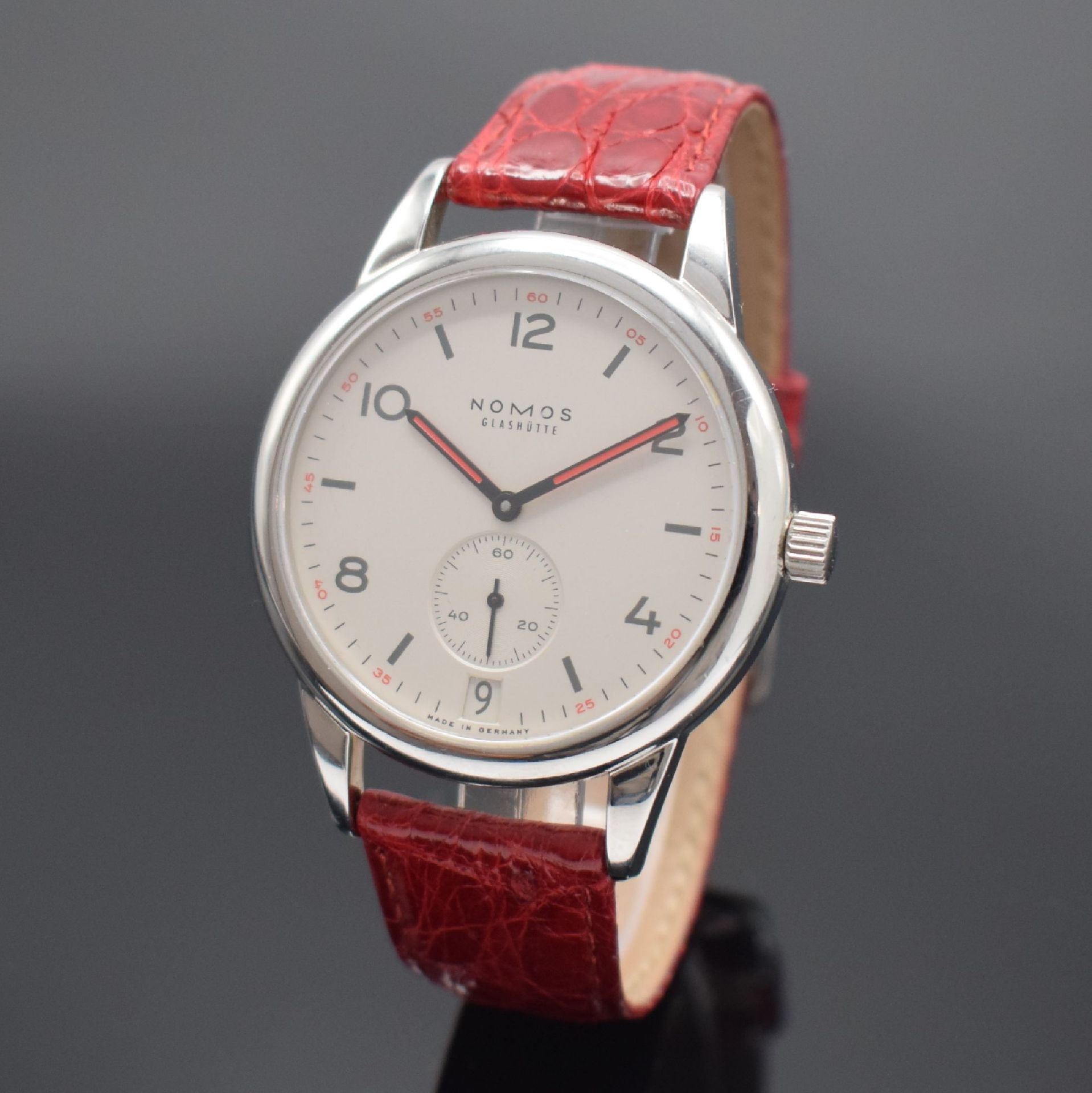 NOMOS GLASHÜTTE Herrenarmbanduhr Modell CLUB,  Automatik,