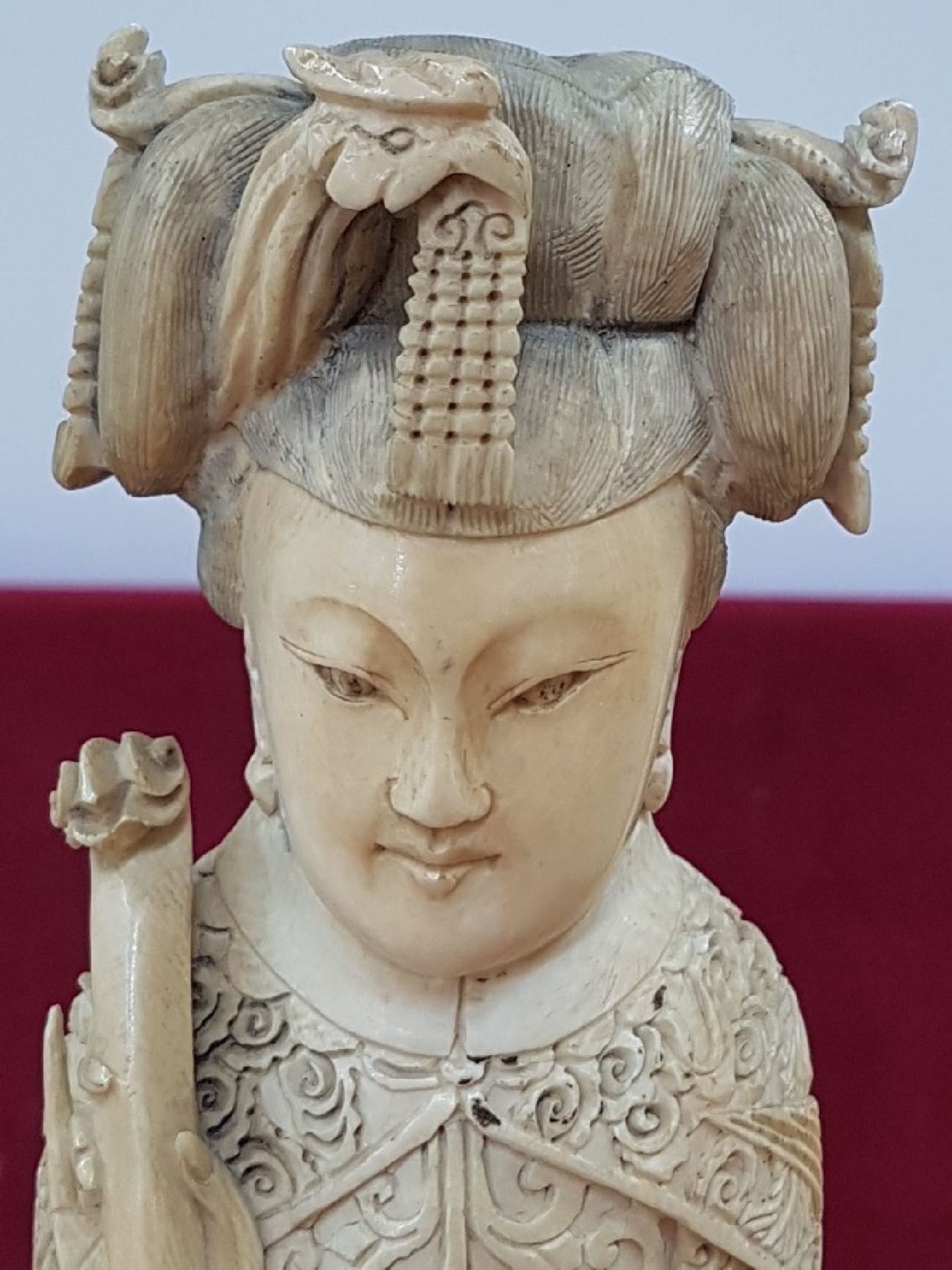 Paar große Elfenbeinfiguren, China, um 1900/10, - Bild 2 aus 15