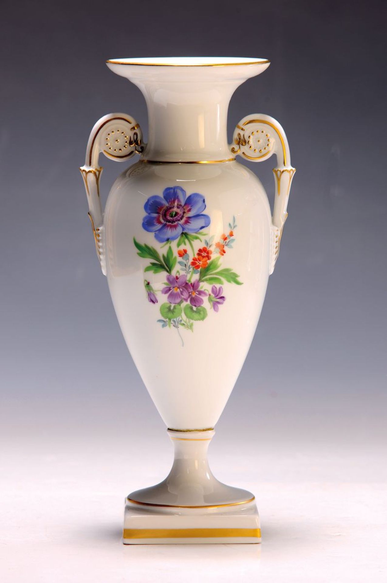 Vase, Meissen, 20. Jh.,  Porzellan, Balusterform, bunte