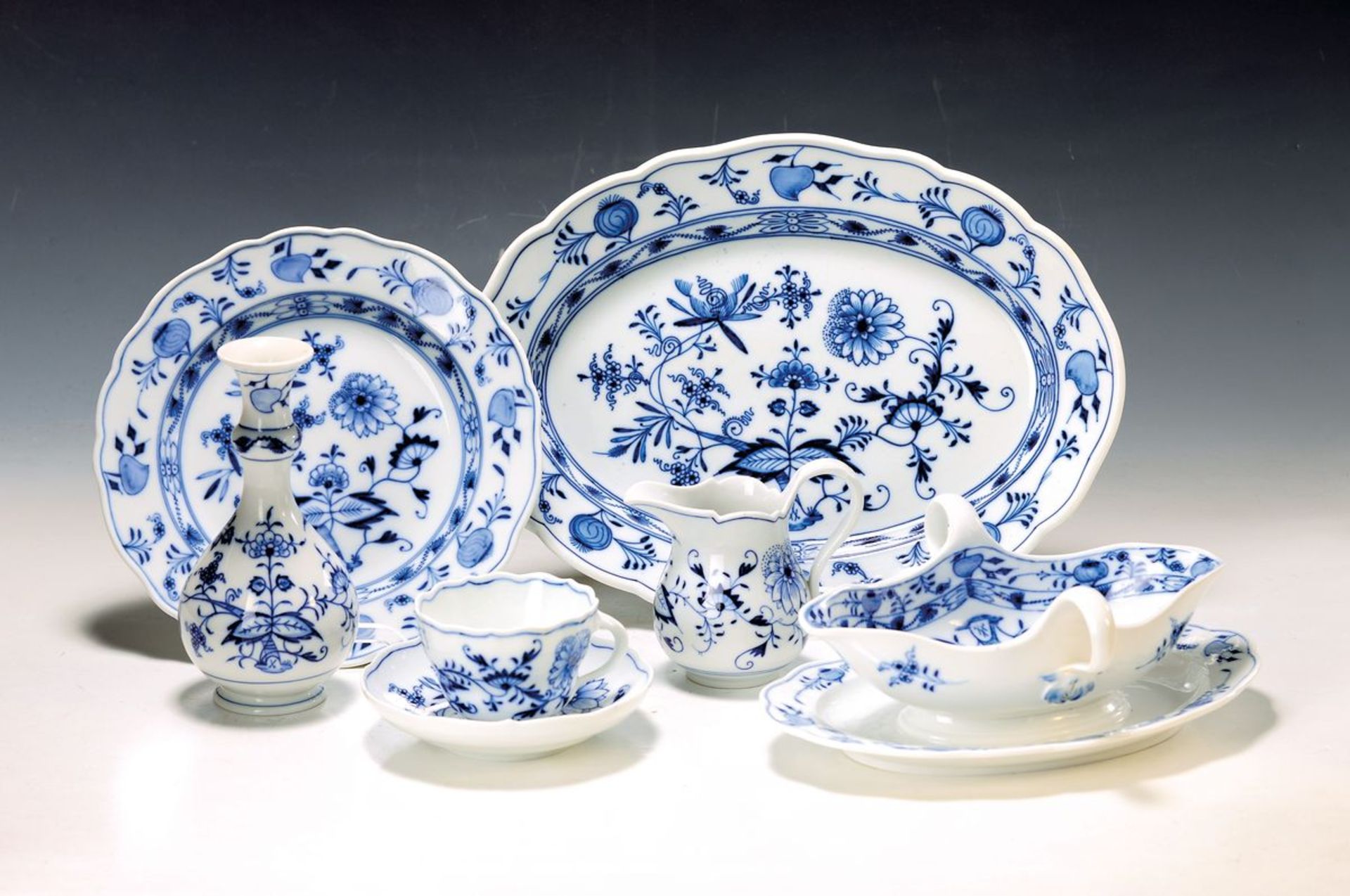 60 Teile Porzellan, Meissen, 1870-1930, 2.Wahl,  blaues