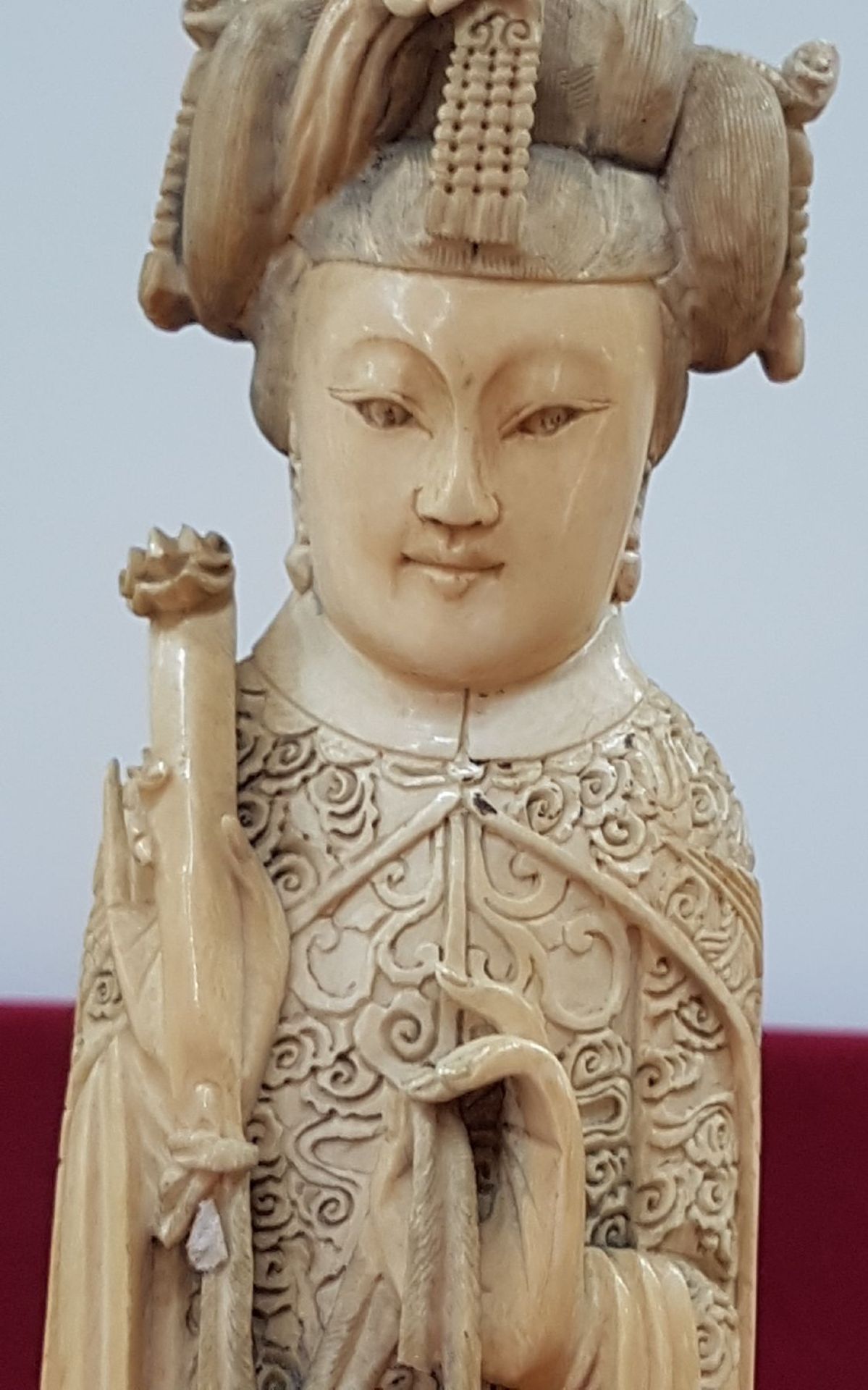 Paar große Elfenbeinfiguren, China, um 1900/10, - Bild 3 aus 15