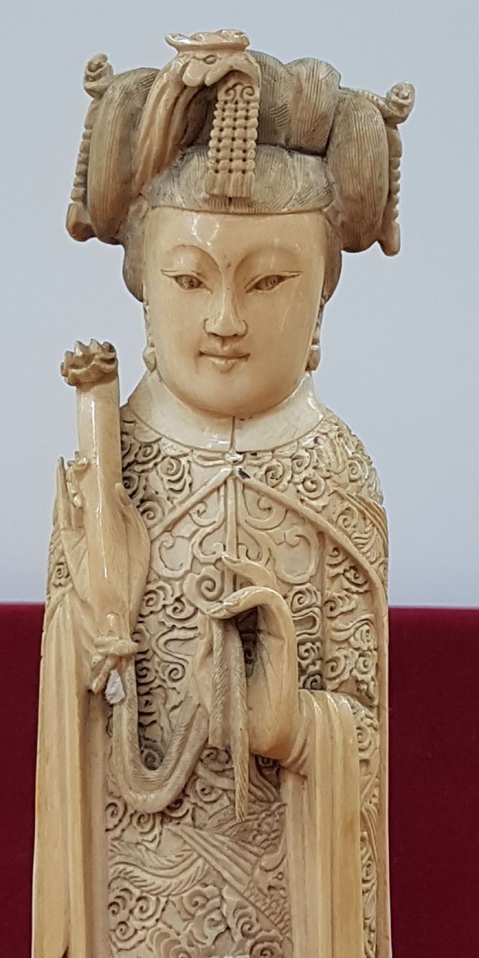 Paar große Elfenbeinfiguren, China, um 1900/10, - Bild 5 aus 15