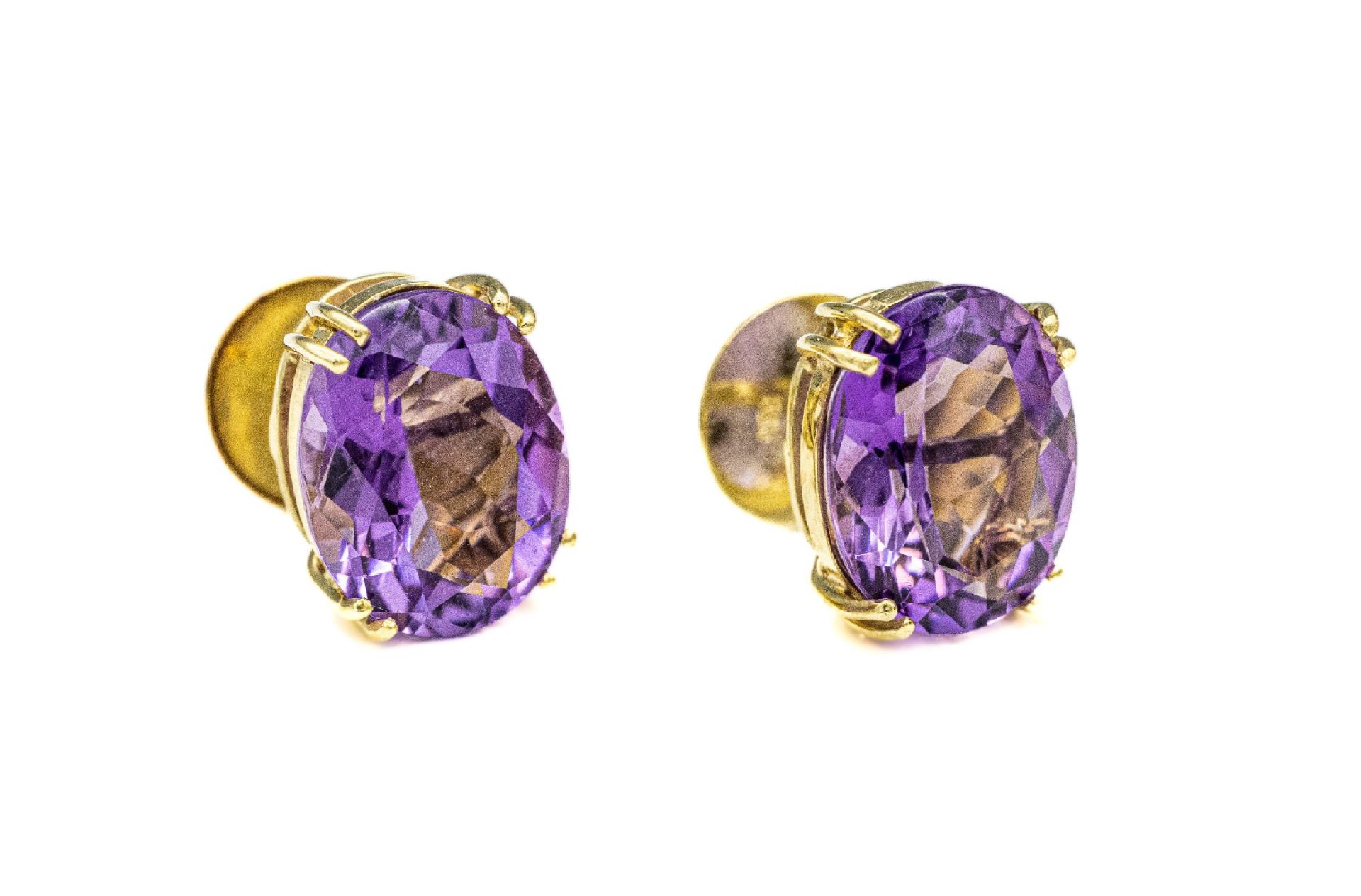 Paar 8 kt Gold Amethyst Ohrstecker, GG 333/000, 2