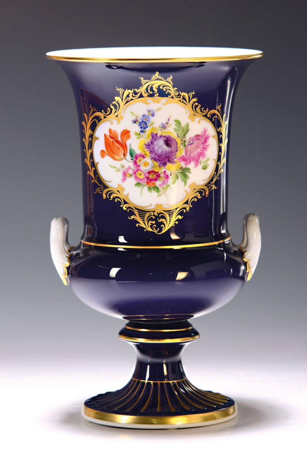 Doppelhenkelvase/Amphorenvase, Meissen, Mitte 20. Jh., 2.