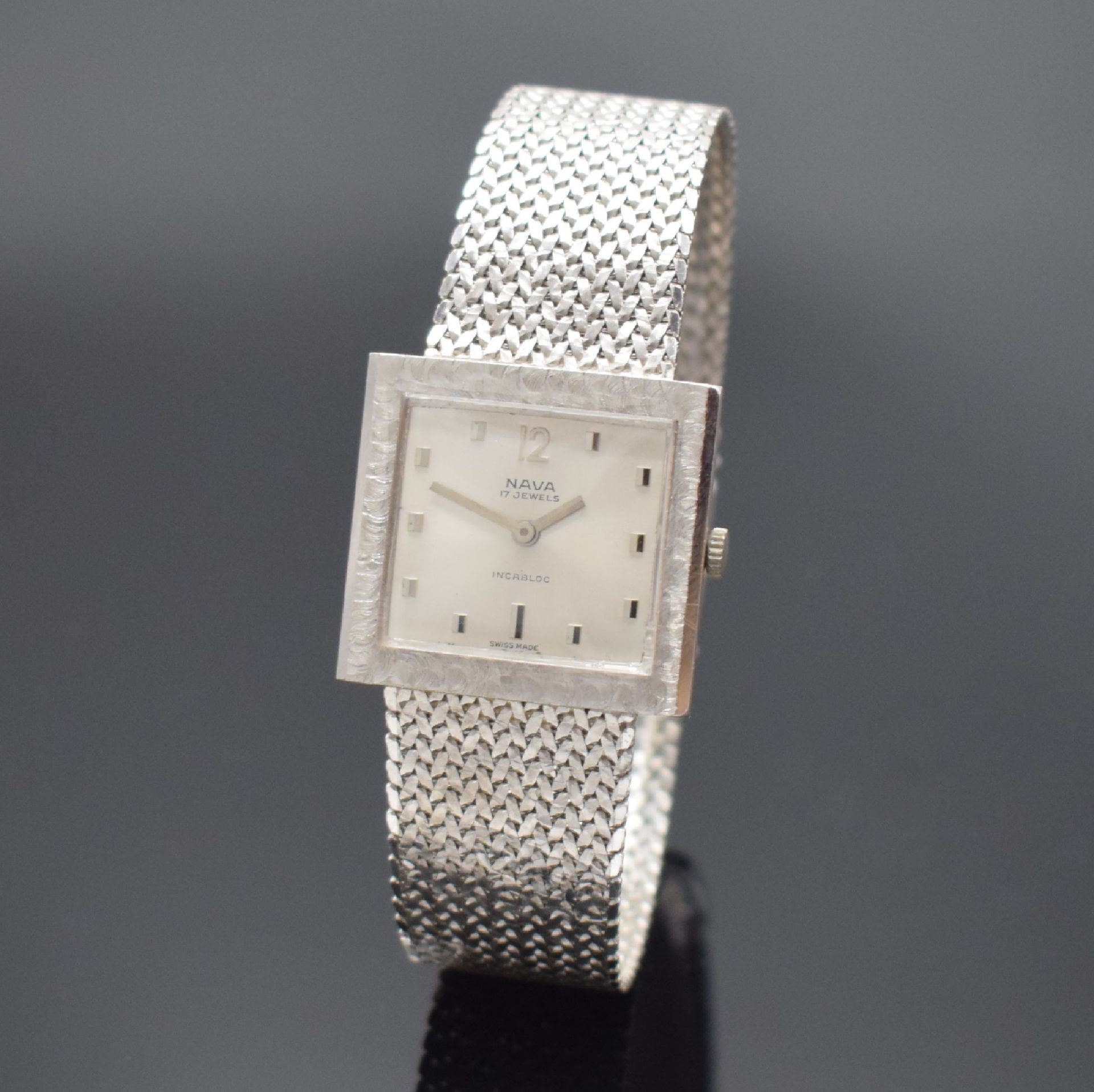 NAVA Armbanduhr in WG 585/000, Schweiz um 1970,
