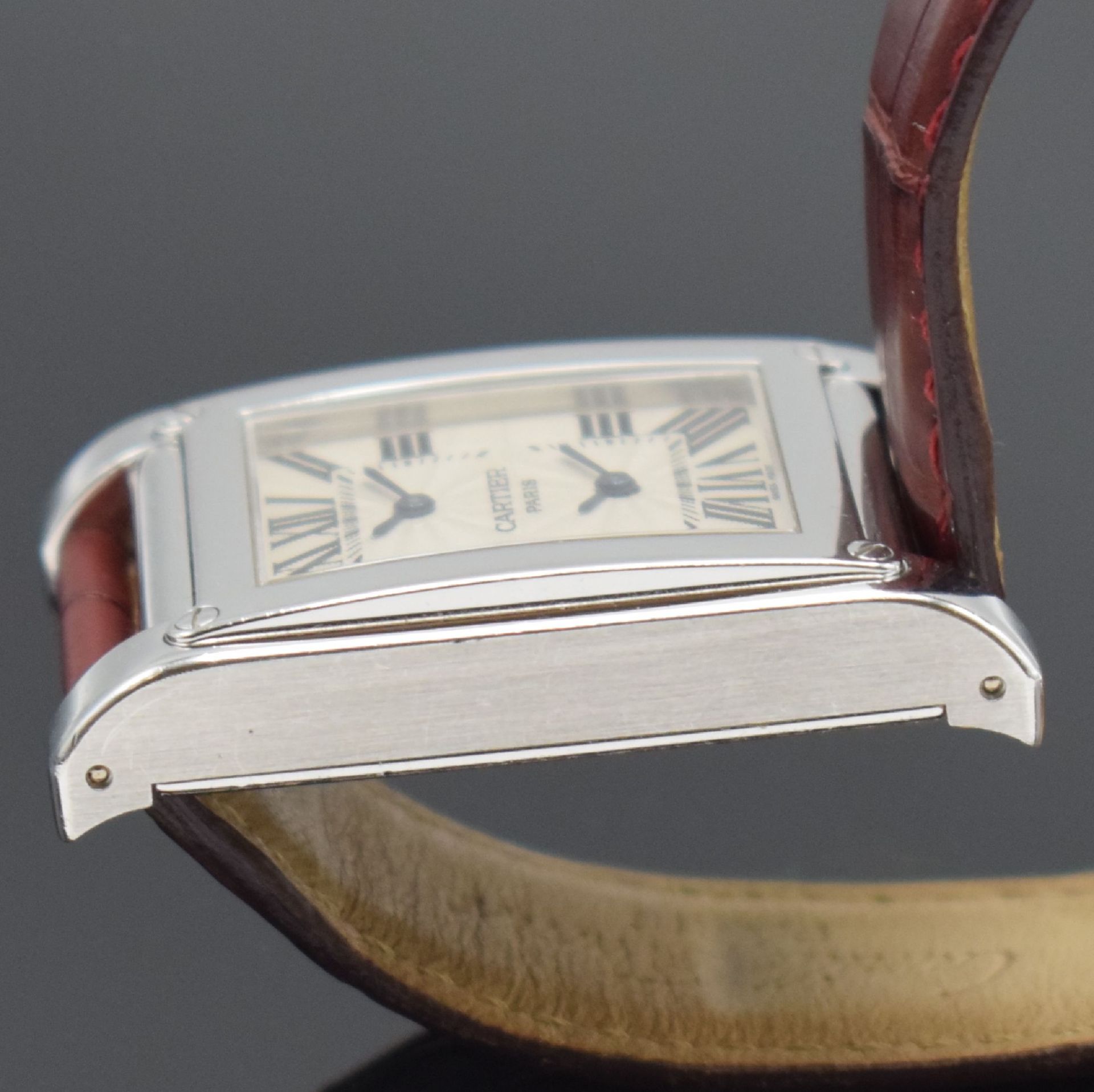 CARTIER Tank á Vis Herrenarmbanduhr mit 2 Zeitzonen aus - Bild 10 aus 10