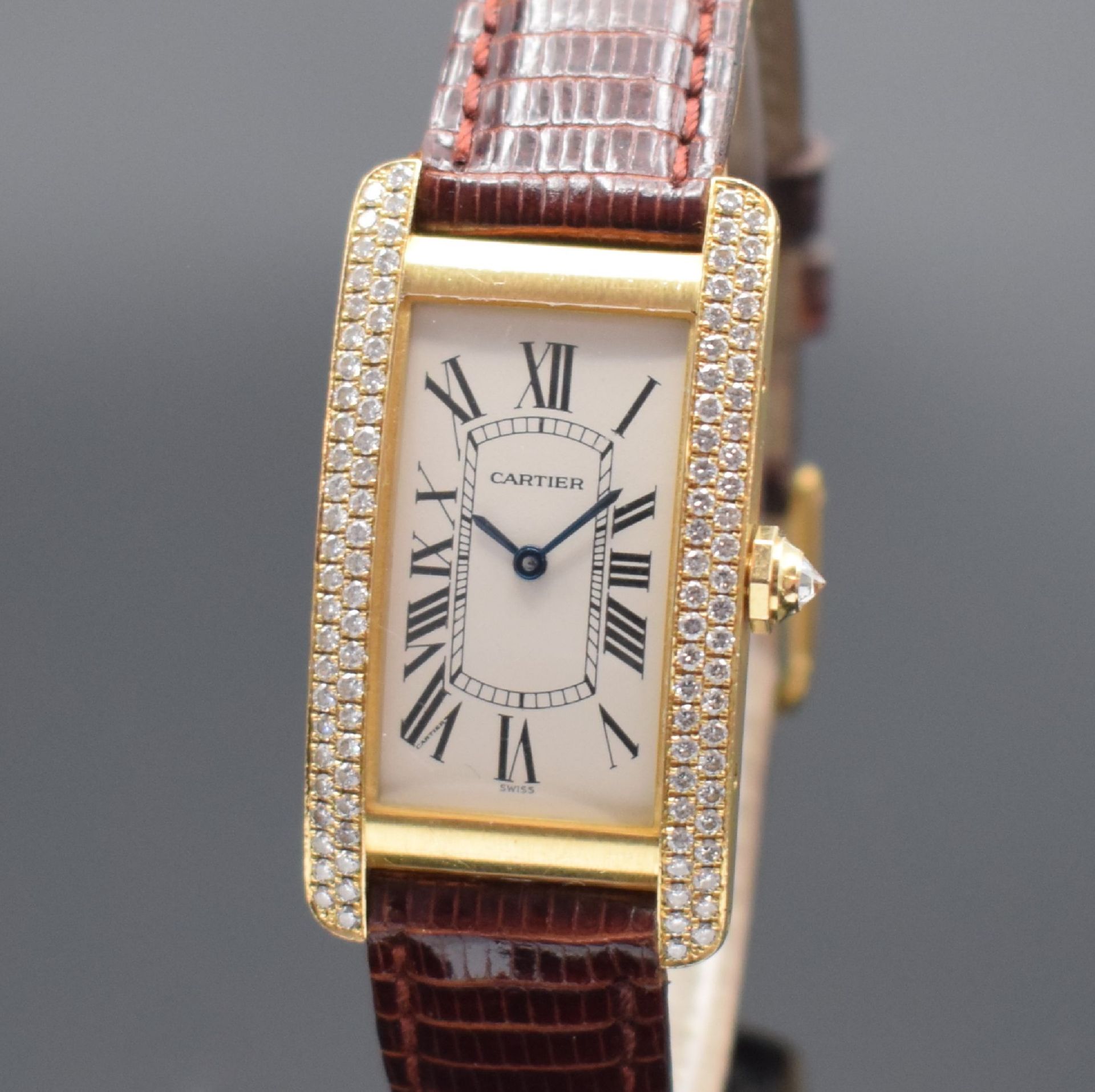 CARTIER Tank Americaine Armbanduhr in GG 750/000 mit - Bild 2 aus 5