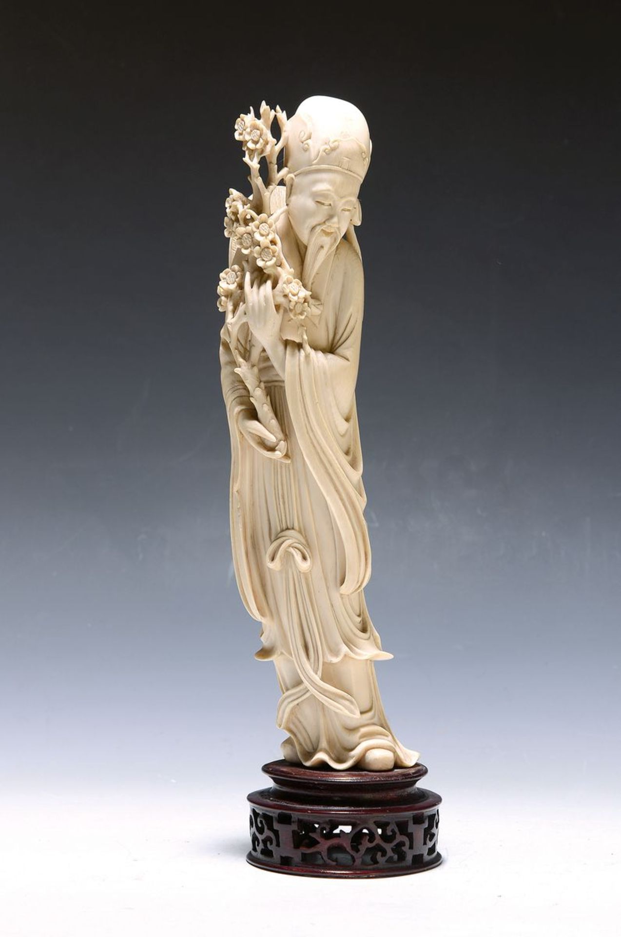Große Elfenbeinfigur, China, um 1900, Kulturbringer mit