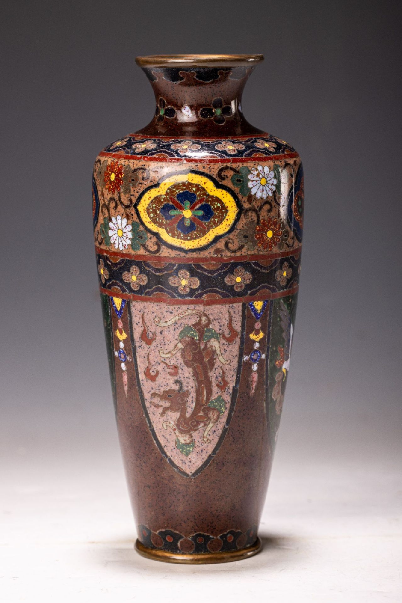 Cloisonné-Vase, wohl Inaba Cloisonne Company, Japan, um