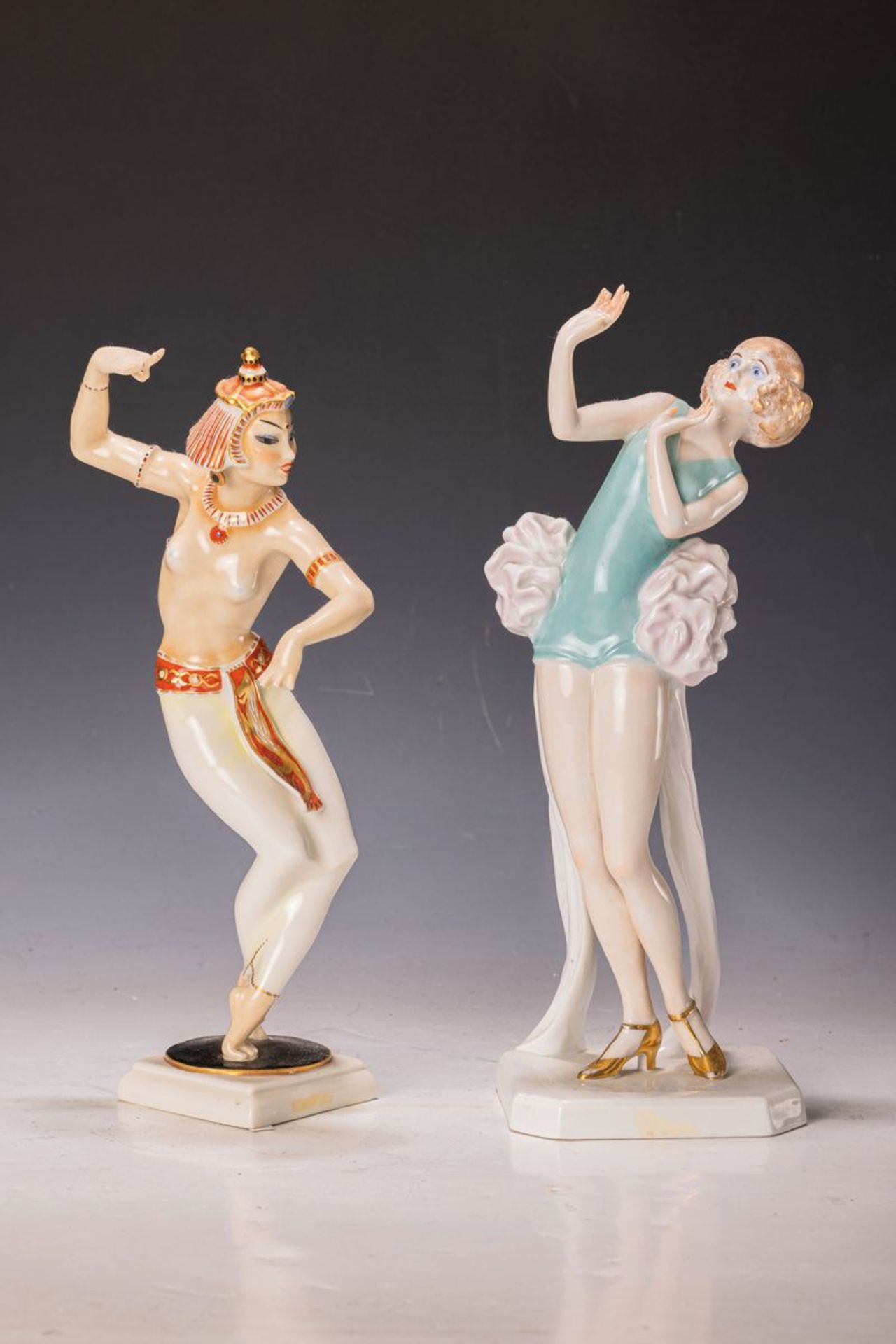 Zwei Porzellanfiguren, Rosenthal,  1x Tänzerin Charol, an