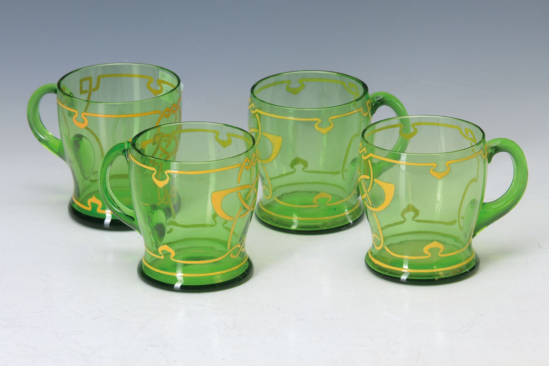11 Henkelgläser, deutsch, um 1900-1905, grünes Glas, - Image 2 of 2
