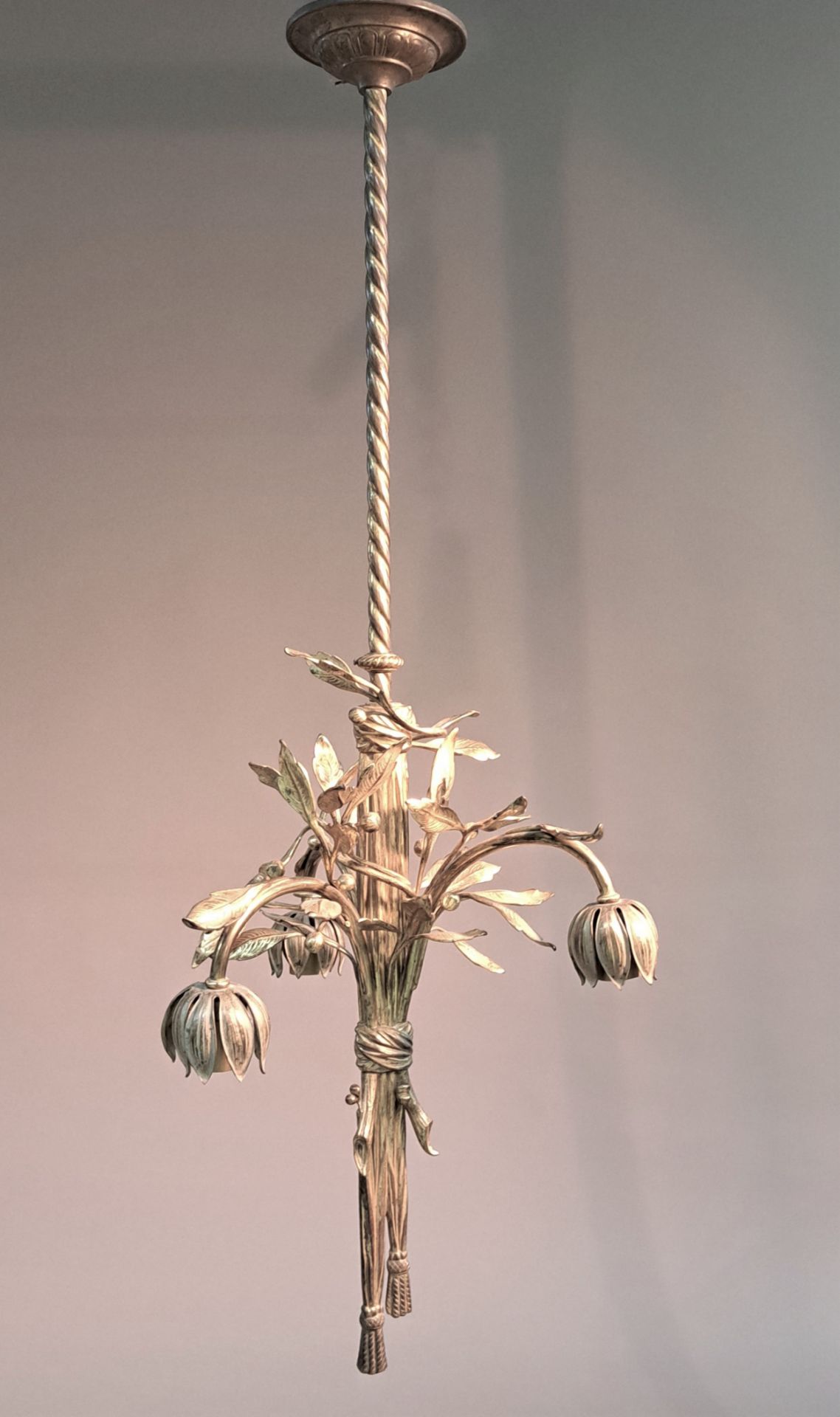 Mistel-Deckenlampe, frühes 20.Jh., Bronze, poliert,