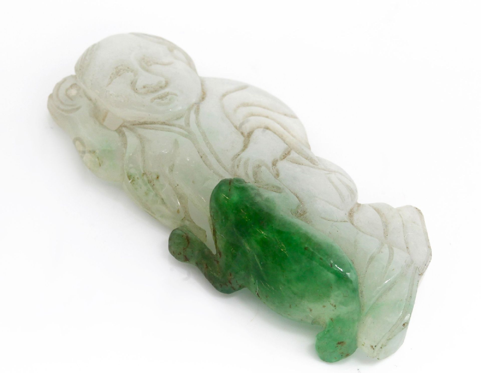 Jade-Figur ca. 90 ct,   geschnitten, Darstellung eines