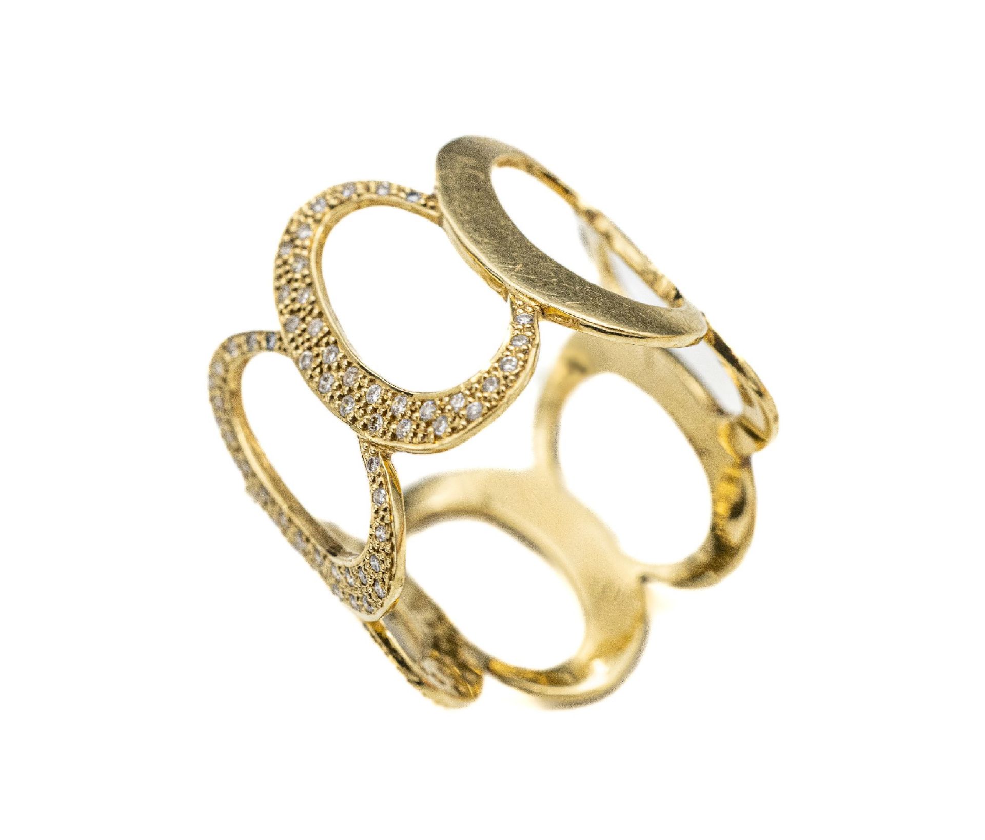 14 kt Gold Brillant-Ring, GG 585/000, ovalf. Elemente, 3